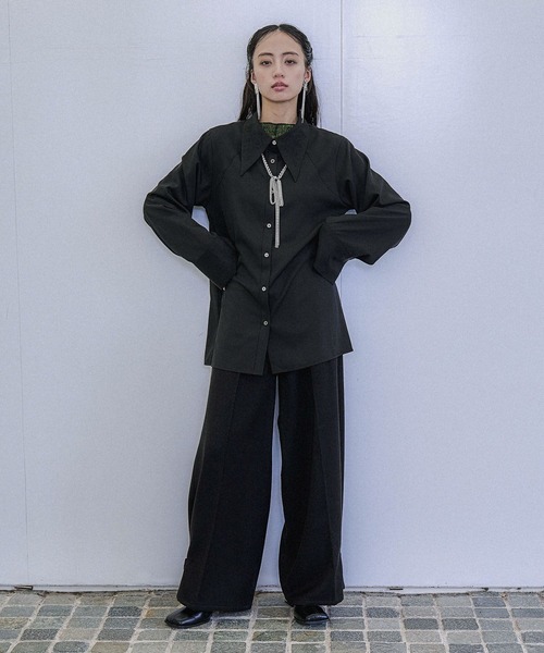 HARE(ハレ)の「シアープリーツトップス(HARE)(Tシャツ/カットソー・レディース・グリーン/レッド/ブラック/ライトブルー/ブルー/イエロー・FREE)」の10枚目の写真