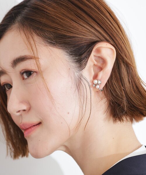 grove(グローブ)の「痛くなりにくいパール調ビジューイヤリング(イヤリング・レディース・ゴールド/ピンクゴールド/シルバー・00)」の8枚目の写真