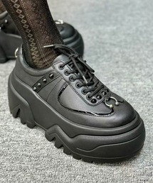 チャンキースニーカー