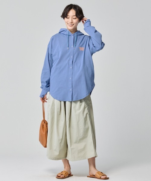 KRIFF MAYER Lady's Collection(クリフメイヤーレディースコレクション)の「【紫外線対策】UVカットさら釦パーカー(パーカー・レディース・ブラック/カラフル/ブルー/グレー・LARGE/MEDIUM)」の7枚目の写真