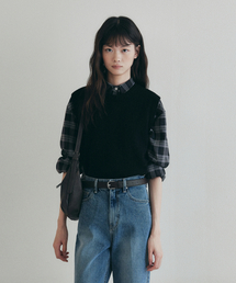 LOEIL（ロエイユ）の「ウールラウンドニットベスト - ブラック（ニット/セーター）」