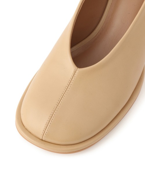 ADAM ET ROPE'（アダムエロペ）の「ラウンドトゥパンプス（パンプス・レディース・ブラック/ベージュ・24.5/24/23.5/23）」の14枚目の写真