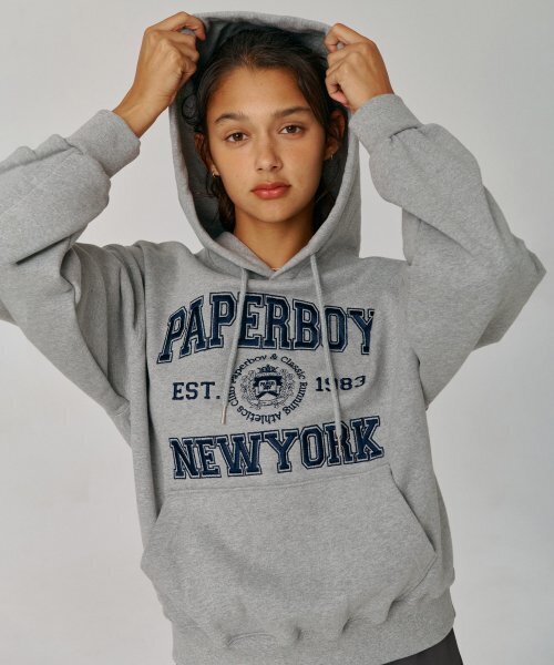 PAPERBOY(ペーパーボーイ)の「ニューヨークアーチフードパーカー-メランジ(パーカー・レディース・その他・LARGE/MEDIUM/SMALL/X-LARGE)」の3枚目の写真