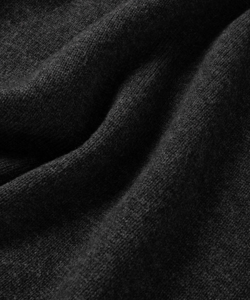 NONBLANK(ノンブランク)の「アーガイルパターンクルーネックニット_ダークグレー(ニット/セーター・メンズ・チャコール・LARGE/MEDIUM/X-LARGE)」の7枚目の写真