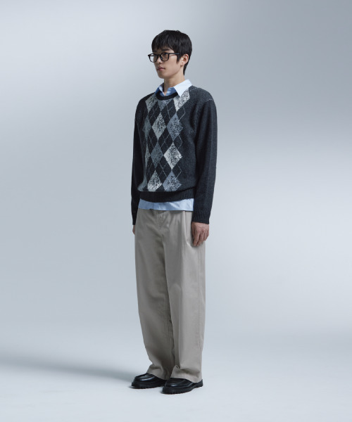 NONBLANK(ノンブランク)の「アーガイルパターンクルーネックニット_ダークグレー(ニット/セーター・メンズ・チャコール・LARGE/MEDIUM/X-LARGE)」の11枚目の写真