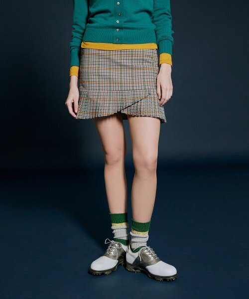 NEU GOLF(エヌイーユーゴルフ)の「GUN CLUB CHECK SKIRT - SKYBLUE(スカート・レディース・その他・LARGE/MEDIUM/SMALL)」の6枚目の写真