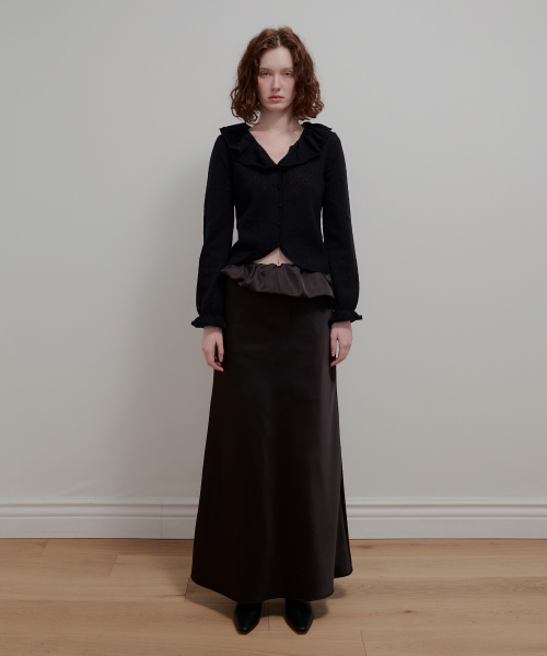 AOPT(アオプト)の「BALLOON DETAIL SATIN SKIRT - BLACK(スカート・レディース・その他・SMALL/MEDIUM)」の2枚目の写真
