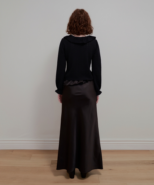 AOPT(アオプト)の「BALLOON DETAIL SATIN SKIRT - BLACK(スカート・レディース・その他・SMALL/MEDIUM)」の4枚目の写真