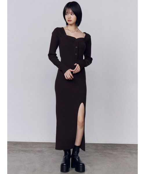 EMODA（エモダ）の「フロントボタンリブニットワンピース（ワンピース・レディース・ブラウン/ブラック/グレー・FREE）」の12枚目の写真