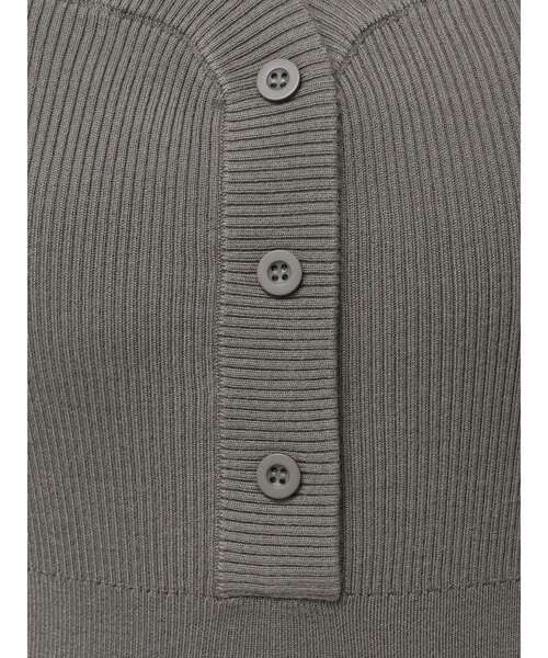 EMODA（エモダ）の「フロントボタンリブニットワンピース（ワンピース・レディース・ブラウン/ブラック/グレー・FREE）」の6枚目の写真