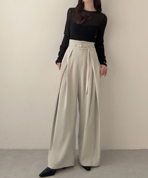 Meiru(メイル)の「細ベルトハイウエストタックワイドパンツ(スラックス・レディース・チャコール/アイボリー/ブラック・SMALL/MEDIUM/LARGE)」の16枚目の写真