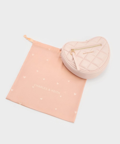 CHARLES & KEITH（チャールズ & キース）の「Paffuto パフート キルト