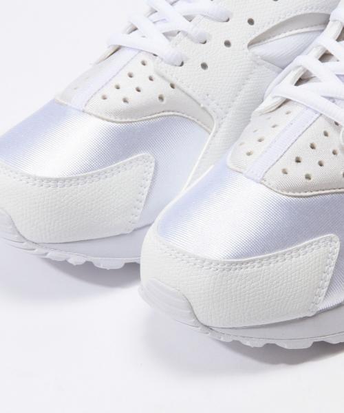 NIKE（ナイキ）の「NIKE /  ウィメンズ エア ハラチ (634835)（スニーカー・レディース・ホワイト/ブラック・24.5/25/25.5/23.5/24）」の5枚目の写真