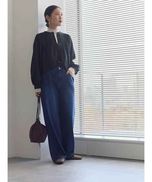 Samansa Mos2 blue（サマンサモスモスブルー）の「切替タックブラウス（シャツ/ブラウス・レディース・オフホワイト/ブラック/シルバーグレー・F）」の22枚目の写真