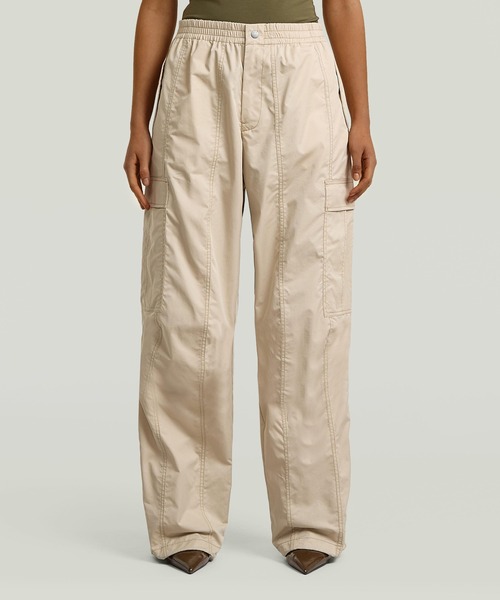 G-STAR(ジースター)の「Elevated Parachute Pants/ミリタリーディテールリラックスワイドカーゴパンツ/パラシュートパンツ(カーゴパンツ・レディース・ベージュ・27inch/24inch/25inch/26inch)」の1枚目の写真