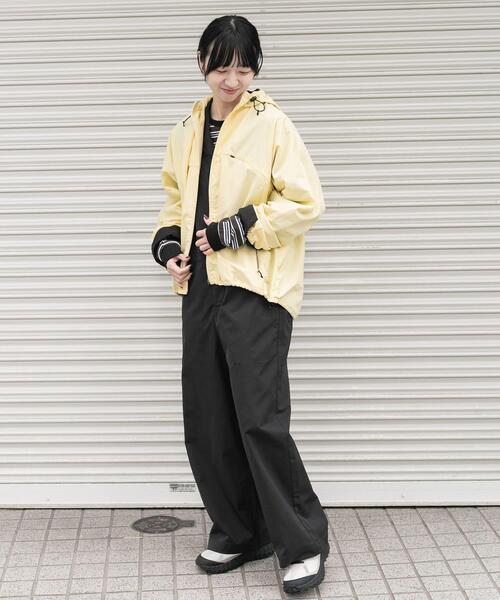 EKAL（エカル）の「『UR TECH』ナイロンタッサージップパーカー（ナイロンジャケット・レディース・ライトブルー/ネイビー/ベージュ/イエロー/グレー・ONE）」の18枚目の写真