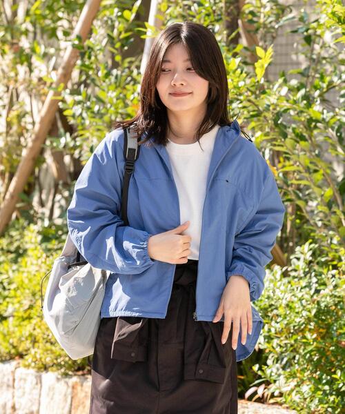 EKAL（エカル）の「『UR TECH』ナイロンタッサージップパーカー（ナイロンジャケット・レディース・ライトブルー/ネイビー/ベージュ/イエロー/グレー・ONE）」の7枚目の写真