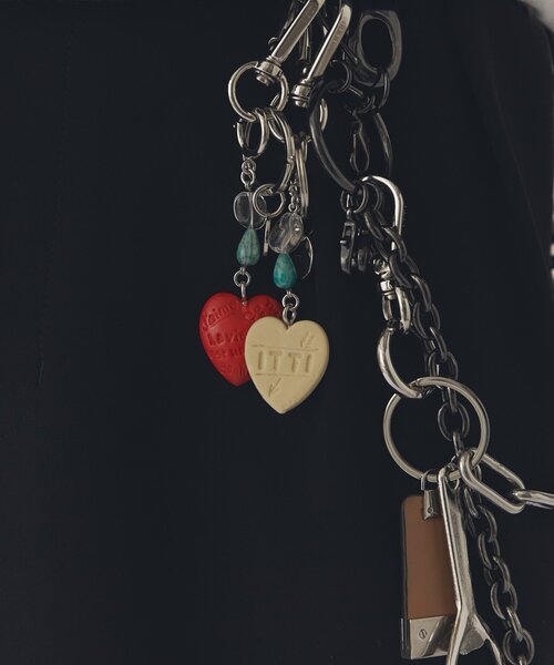 ITTI（イッチ）の「【ITTI】Art by masasculp LUCKY CHARM II（キーホルダー・メンズ・レッド/ホワイト系その他・FREE）」の14枚目の写真