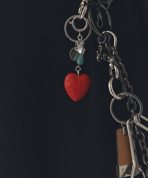 ITTI（イッチ）の「【ITTI】Art by masasculp LUCKY CHARM II（キーホルダー・メンズ・レッド/ホワイト系その他・FREE）」の2枚目の写真