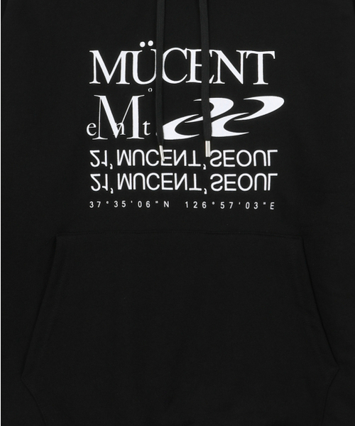 MUCENT(ムセント)の「エッセンシャルレタリングルーズフィットフードパーカー男女共用(4カラー)(パーカー・レディース・ブラック/ネイビー/グレー/チャコール・S/L)」の8枚目の写真