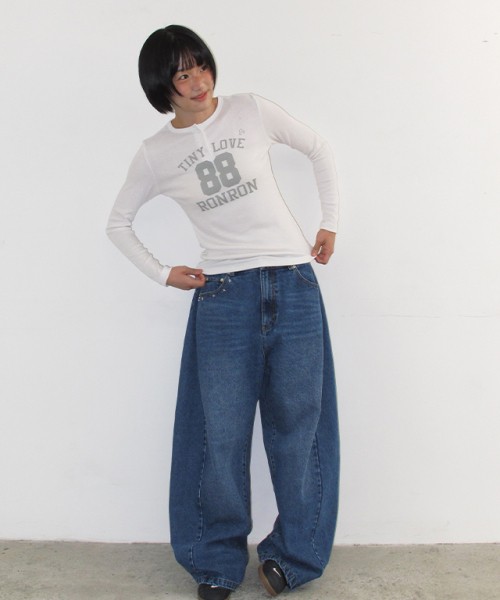 RONRON(ロンロン)の「88 STAR HENRYNECK LONG SLEEVE WHITE(Tシャツ/カットソー・レディース・その他・FREE)」の2枚目の写真