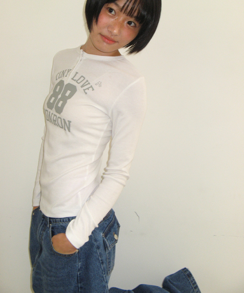 RONRON(ロンロン)の「88 STAR HENRYNECK LONG SLEEVE WHITE(Tシャツ/カットソー・レディース・その他・FREE)」の3枚目の写真