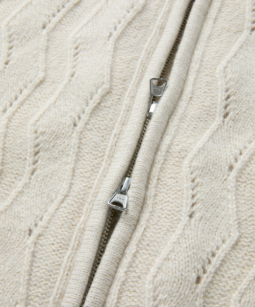 MMIC(エムエムアイシー)の「WAVY ZIP CARDIGAN (IVORY)(ニット/セーター・メンズ・その他・M/L)」の4枚目の写真