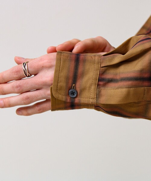 GLOSTER（グロスター）の「【奥行きのある色合い】オンブレチェック ロングスリーブシャツ（シャツ/ブラウス・メンズ・ホワイト系その他/ネイビー/ブラウン系その他・S/M/L）」の14枚目の写真