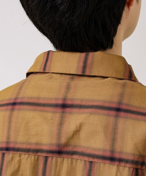 GLOSTER（グロスター）の「【奥行きのある色合い】オンブレチェック ロングスリーブシャツ（シャツ/ブラウス・メンズ・ホワイト系その他/ネイビー/ブラウン系その他・S/M/L）」の16枚目の写真