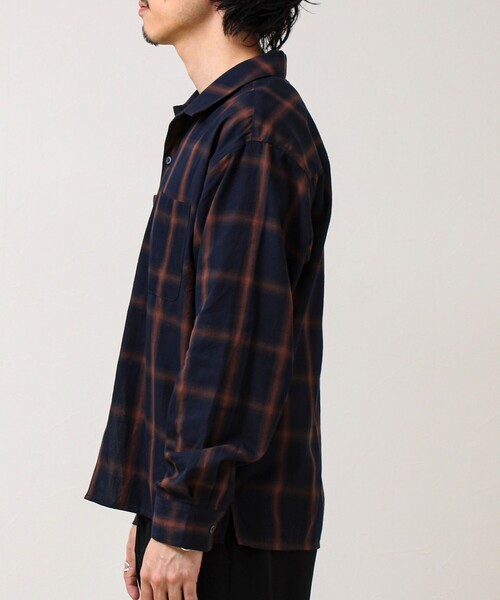 GLOSTER（グロスター）の「【奥行きのある色合い】オンブレチェック ロングスリーブシャツ（シャツ/ブラウス・メンズ・ホワイト系その他/ネイビー/ブラウン系その他・S/M/L）」の21枚目の写真