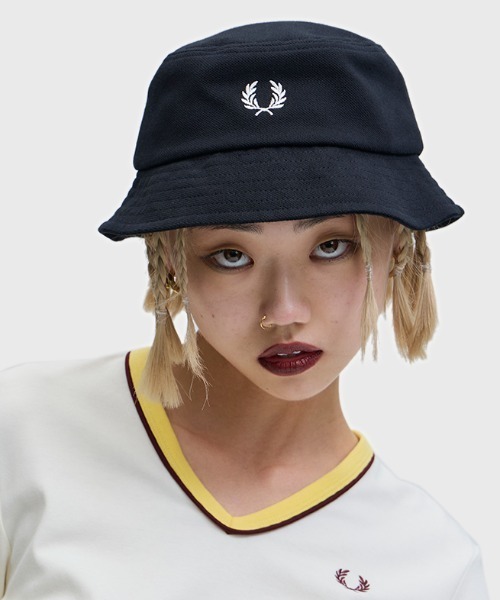 FRED PERRY（フレッドペリー）の「Pique Bucket Hat／ピケバケットハット（ハット・メンズ・ブラック・L）」の2枚目の写真