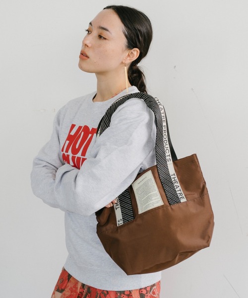 THEATRE PRODUCTS（シアタープロダクツ）の「ドット柄 ジャガードテープ MISSISSIPPI Msize／ジャガードテープ バッグ/パソコン13インチ・500mlペットボトル収納可能（トートバッグ・レディース・ブラウン/ベージュ/ブラック・FREE）」の10枚目の写真