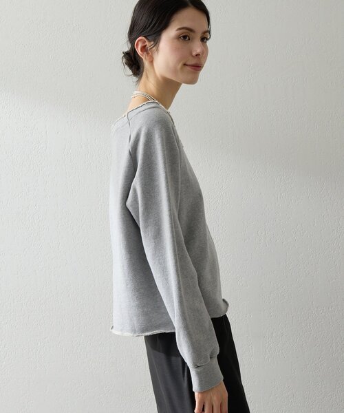 Whim Gazette（ウィムガゼット）の「オフショル刺繍プルオーバー（スウェット・レディース・アイボリー/チャコールグレー/グレー/ベージュ・FREE）」の10枚目の写真