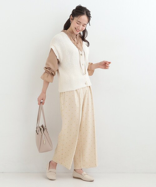 SHOO・LA・RUE(シューラルー)の「【S-LL】きれい見えも叶う フロッキードットワイドパンツ(その他パンツ・レディース・アイボリー系5/チャコール/アイボリー・01/04/03/02)」の10枚目の写真