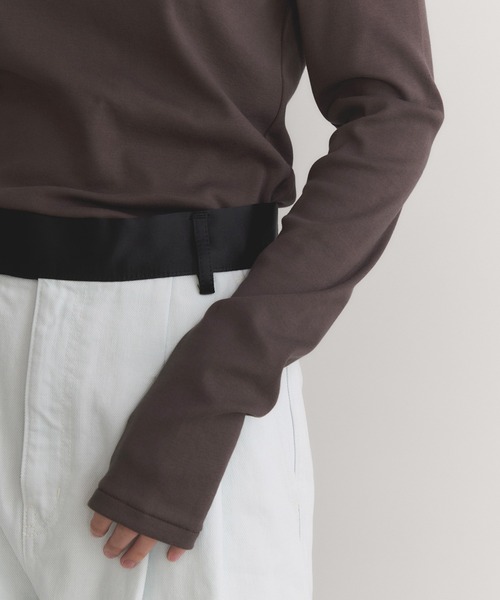 ADAM ET ROPE'（アダムエロペ）の「【EMOELLE】スビンコットンオフショルトップス（Tシャツ/カットソー・レディース・グレー/ブラウン・FREE）」の11枚目の写真