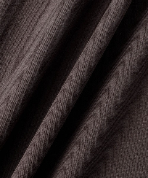 ADAM ET ROPE'（アダムエロペ）の「【EMOELLE】スビンコットンオフショルトップス（Tシャツ/カットソー・レディース・グレー/ブラウン・FREE）」の21枚目の写真