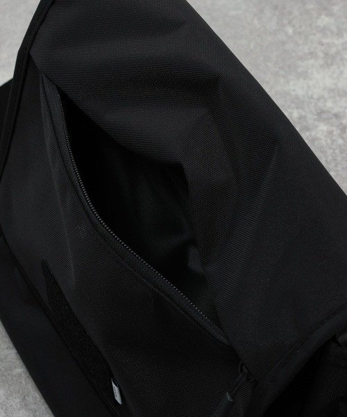 BAYFLOW(ベイフロー)の「【BLACK BAG COLLECTION】フラップショルダーバッグ(ショルダーバッグ・メンズ・ブラック・FREE)」の13枚目の写真