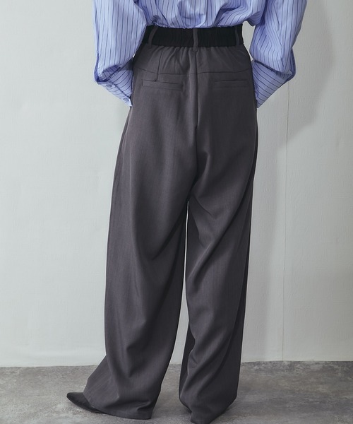ANOTHER S（アナザーエス）の「【セットアップ対応】配色ベルトタック入りスラックス（スーツパンツ・レディース・ブラック/グレー/グレイッシュベージュ・FREE）」の17枚目の写真