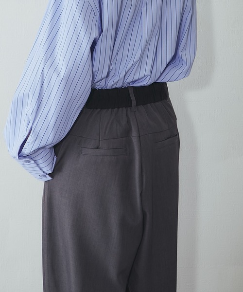 ANOTHER S（アナザーエス）の「【セットアップ対応】配色ベルトタック入りスラックス（スーツパンツ・レディース・ブラック/グレー/グレイッシュベージュ・FREE）」の13枚目の写真