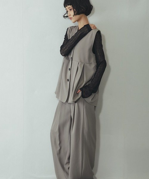 ANOTHER S（アナザーエス）の「【セットアップ対応】配色ベルトタック入りスラックス（スーツパンツ・レディース・ブラック/グレー/グレイッシュベージュ・FREE）」の22枚目の写真