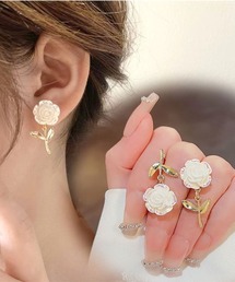 ピアス レディース  揺れる イヤリング 大ぶりピアス 花 キラキラ