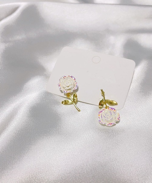 shoppinggo（ショッピングゴー）の「ピアス レディース  揺れる イヤリング 大ぶりピアス 花 キラキラ（ピアス（両耳用）・レディース・ホワイト・FREE）」の8枚目の写真