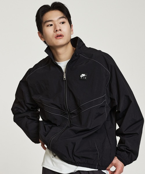 NIKE(ナイキ)の「ナイキ エア メンズ ウィンドランナー トラックジャケット / Nike Air Men's Windrunner Track Jacket IF1289-010 Black(ナイロンジャケット・メンズ・ブラック・L/M/S/XL/2XL)」の12枚目の写真