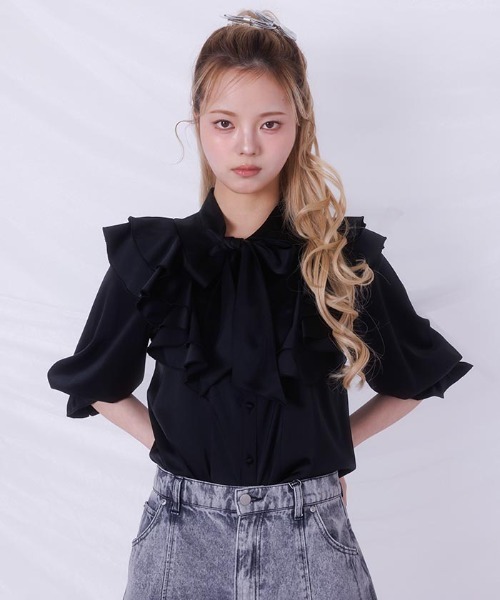FickleBebe(フィクルベベ)の「リボンタイフリルブラウス(シャツ/ブラウス・レディース・ホワイト/ブラック/ブルーグレー・FREE)」の17枚目の写真
