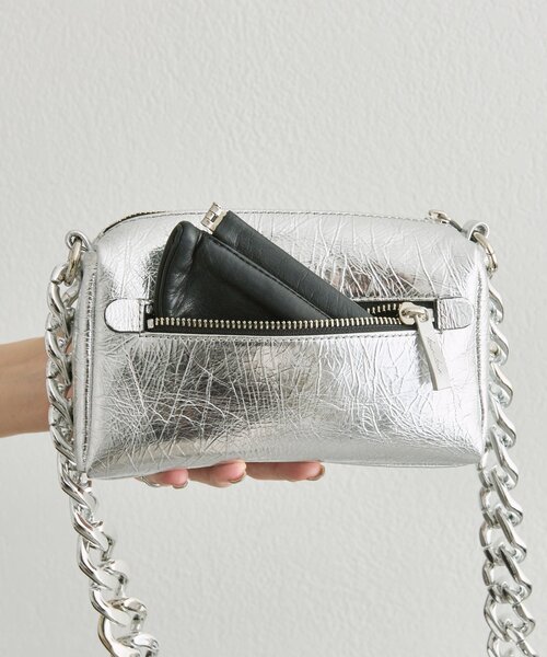 ear PAPILLONNER（イアパピヨネ）の「【kawa-kawa(カワカワ)】NO1535 incasマルチWAYポシェット（ショルダーバッグ・レディース・シルバー・FREE）」の19枚目の写真