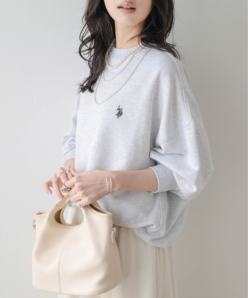 La-gemme(ラジェム)の「U.S. POLO ASSN. ワンポイント刺繍スウェット(スウェット・レディース・杢グレー/ブラック/ベージュ/ネイビー/チャコール/ホワイト・フリー)」の4枚目の写真