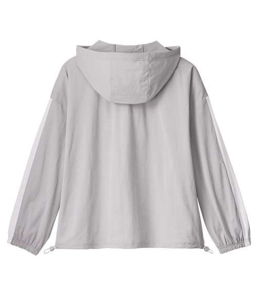 aimerfeel(エメフィール)の「【セットアップ】UVカット メッシュ フルジップパーカ 長袖 上下セット(パーカー・レディース・ブラック/チャコールグレー・MEDIUM/LARGE)」の9枚目の写真
