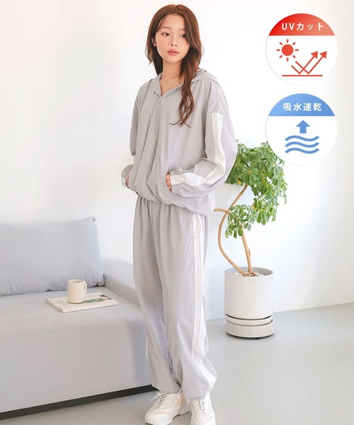 aimerfeel(エメフィール)の「【セットアップ】UVカット メッシュ フルジップパーカ 長袖 上下セット(パーカー・レディース・ブラック/チャコールグレー・MEDIUM/LARGE)」の17枚目の写真