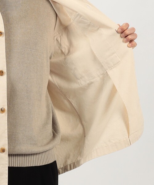 TOMORROWLAND （トゥモローランド）の「【別注】GUY ROVER コットン オーバーシャツ（ブルゾン・メンズ・アイボリー/ブラック/キャメル・S/M/L）」の8枚目の写真