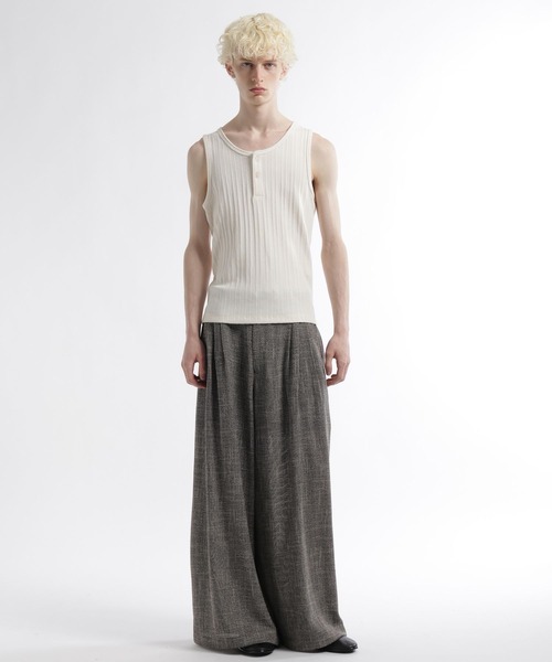 HARE（ハレ）の「ヘンリーネックリブタンク(HARE)（タンクトップ・メンズ・グレー/オフホワイト/ブラック・SMALL/MEDIUM）」の22枚目の写真